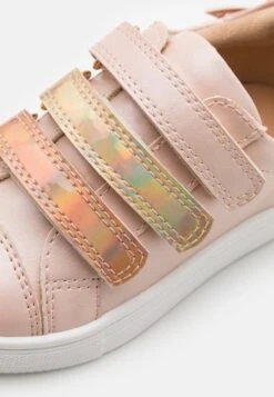 Friboo Sneakers Laag - Pink -Friboo 3e38f34574cc4958ab6baec7557c8132