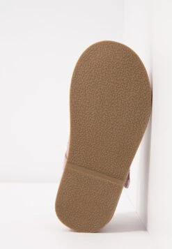 Friboo Ballerina'S Met Enkelbandjes - Rose 13 Friboo Ballerina'S Met Enkelbandjes - Rose -Friboo b9a5eb86d2f04b09a9c8bb7e866831a6