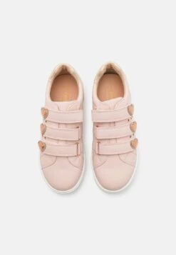 Friboo Sneakers Laag - Light Pink 11 Friboo Sneakers Laag - Light Pink -Friboo c7c34496ca0f4fc8a35eeb990676daca