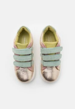 Friboo Leather - Sneakers Laag - Gold 11 Friboo Leather - Sneakers Laag - Gold -Friboo f7c16071ed4f45888ad3dc4f763c9979