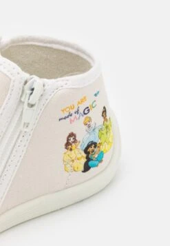 Friboo Disney Princess - Pantoffels - Pink -Friboo fc99e319583f4535bc15e5a06c5955f2