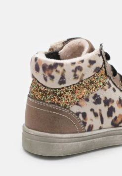 Friboo Sneakers Hoog - Bronze 13 Friboo Sneakers Hoog - Bronze -Friboo fd4157f8e8184f338836a0605c89ba93